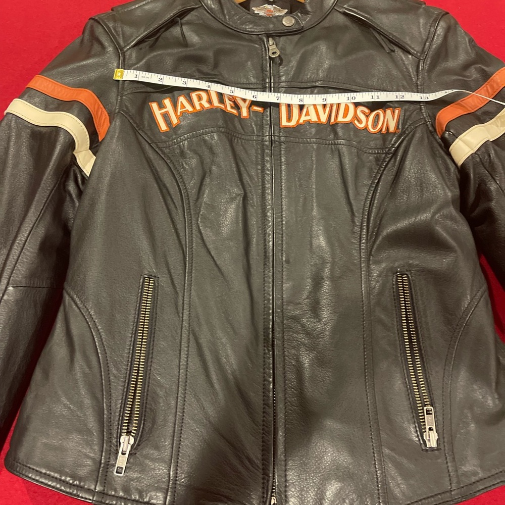 Harley Davidson women jacket size small it’s like 4-6 ( USA) - Picture 14 of 16